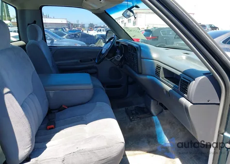 1997 Dodge Ram 1500 Lt z USA, uszkodzony, nr VIN 1B7HC16Z7VS212055